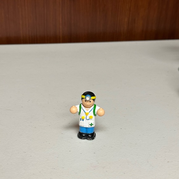 WOW Toys character minature Doctor Figure - Picture 2 of 7